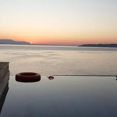 فيلة Lesunluka Lefkada