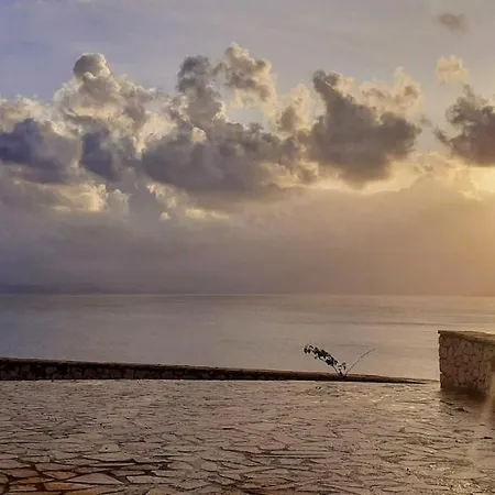 فيلة Lesunluka Lefkada *